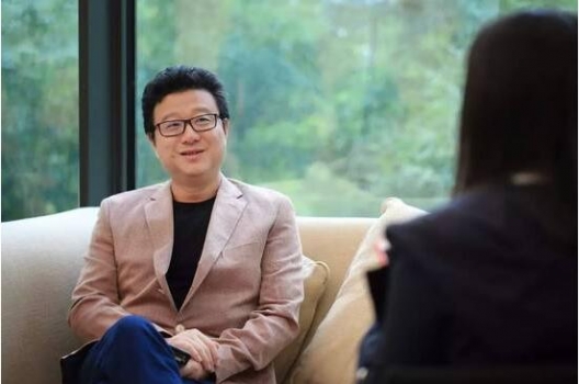 丁磊：養(yǎng)豬沒有話語權(quán)，要吃一輩子地溝油