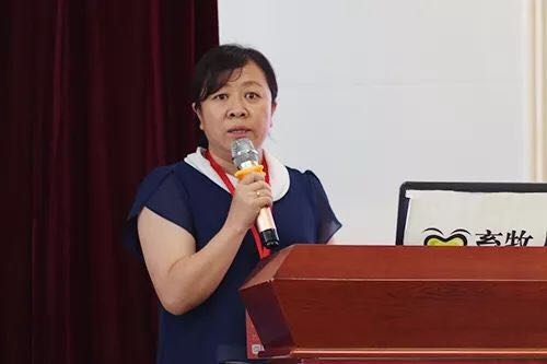 王麗芳.jpg