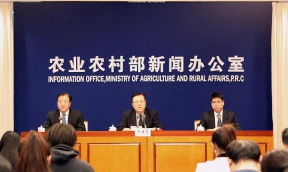 2019年12月份全國(guó)能繁母豬存欄增長(zhǎng)2.2%，生豬出欄增長(zhǎng)14.1%，豬料增長(zhǎng)2%