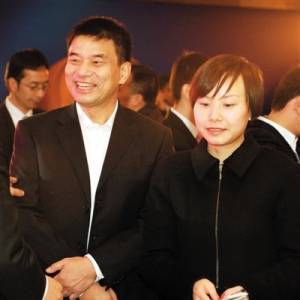 新希望劉暢“女掌門”之路：常去養(yǎng)豬場(chǎng)唱歌愛(ài)好被禁