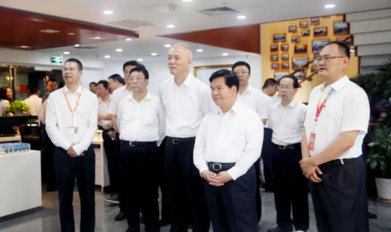 京蒙兩地一把手蒞臨考察，大北農(nóng)內(nèi)蒙戰(zhàn)略引關注